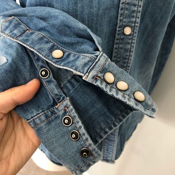 J. Crew Chambray Denim Button Down Top Shirt Women's Size XXS Pocket - Picture 6 of 8